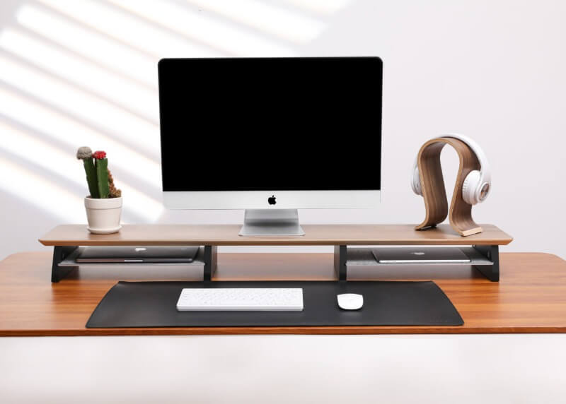 desk pad on fixed desk