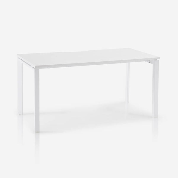 Core Straight Desk – White / White