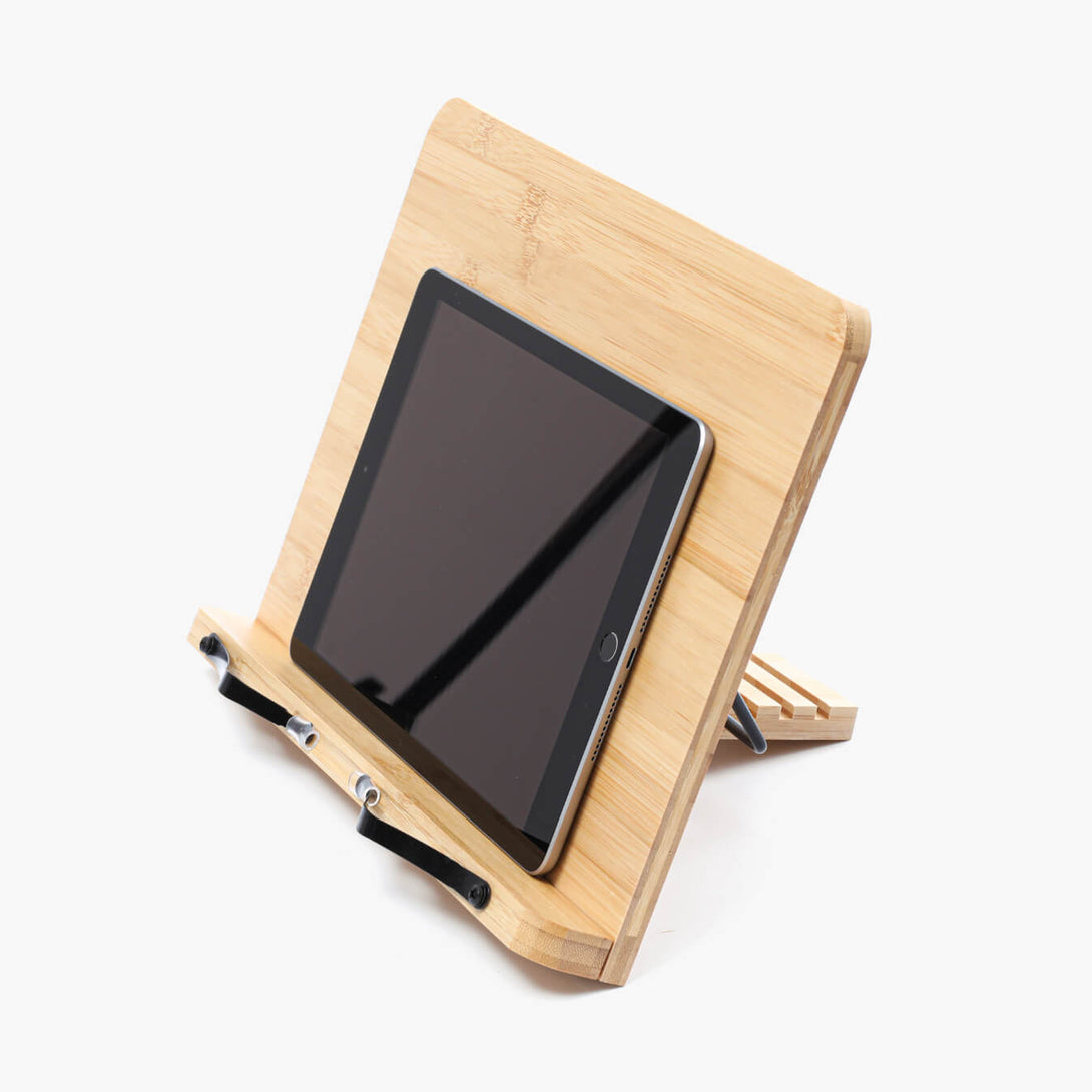 bamboo holder with a tablet